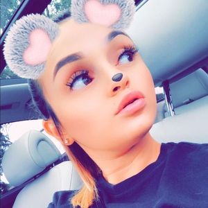 Meet your Posher, Dora